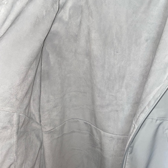 Jacket - Picture 5 of 6